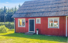 1 Bedroom Stunning Home In Röke